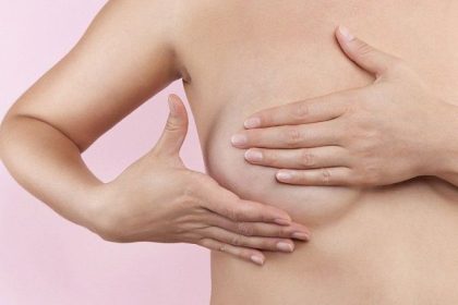 Cách làm ngực săn chắc khắc phục ngực chảy xệ sau sinh